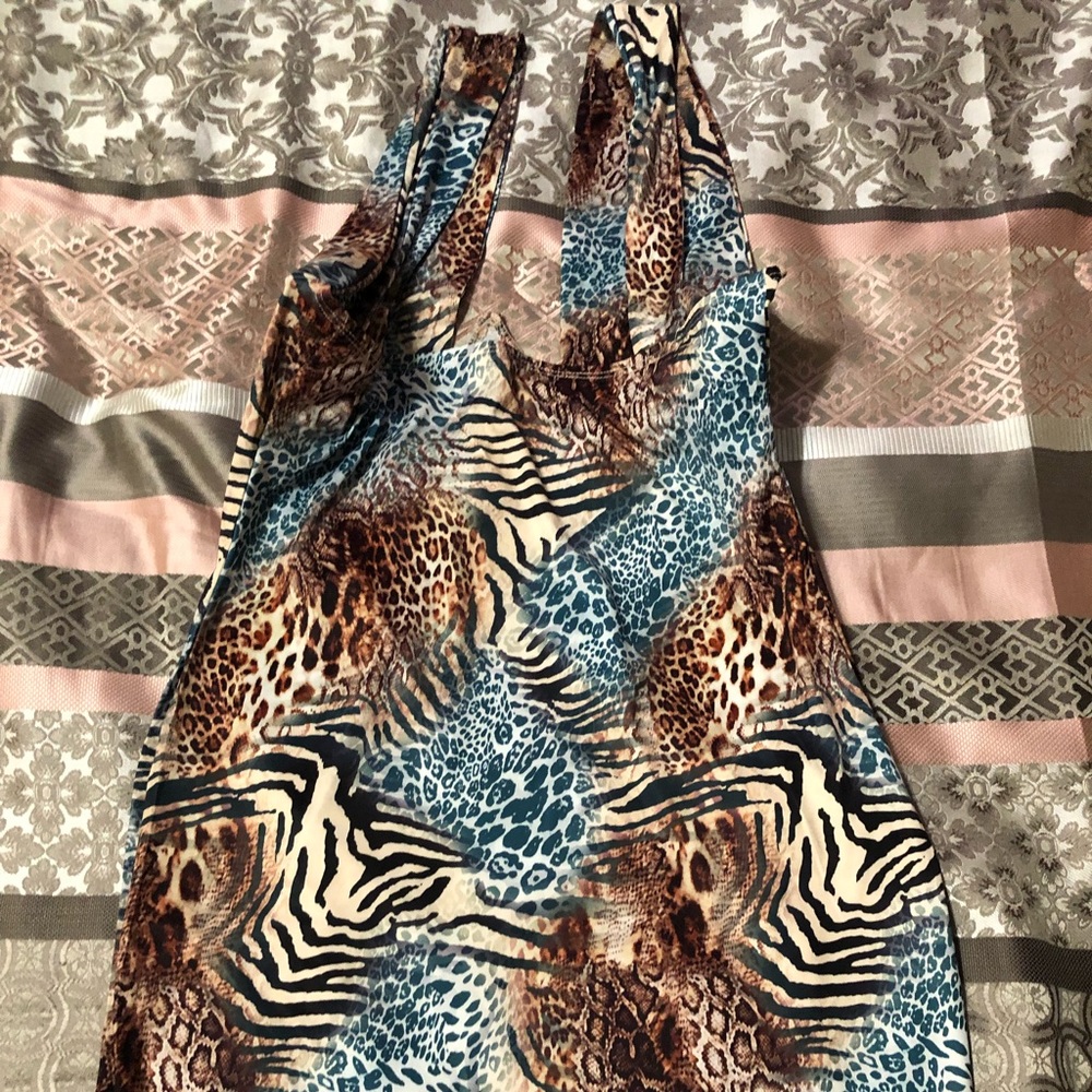 Dress from shein brand new with out tags in a really good condition never worn